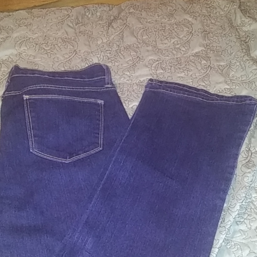 Jeans - Picture 2 of 2